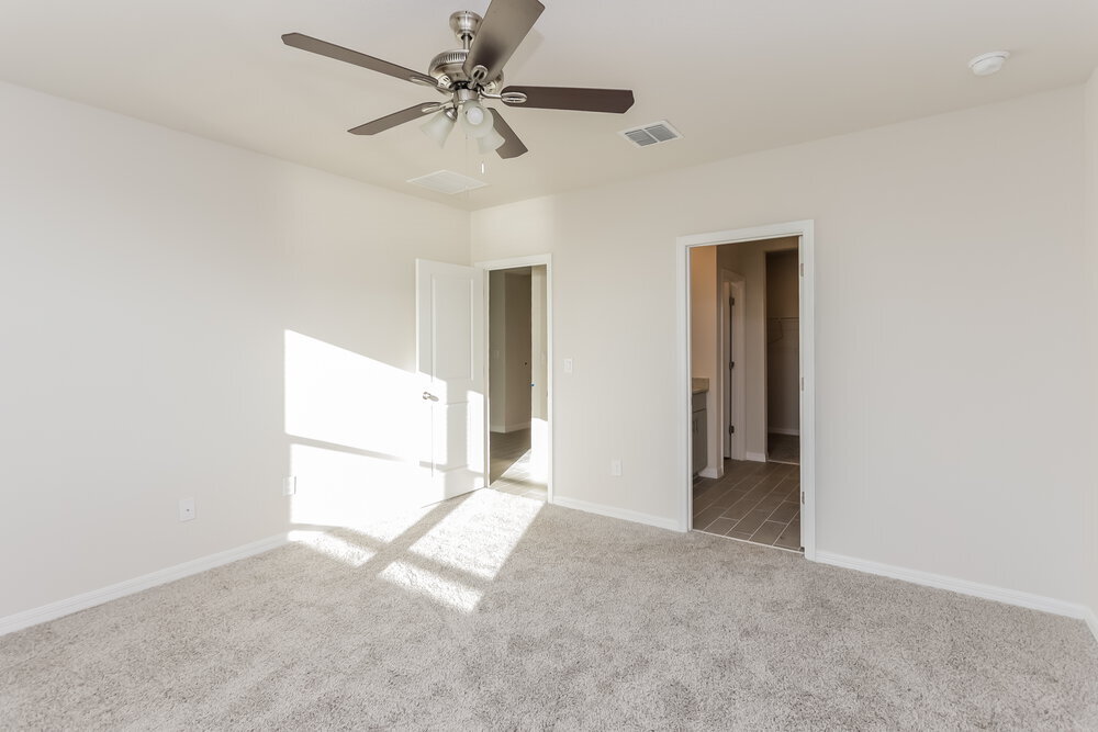 Building Photo - 10209 Daybreak Glen