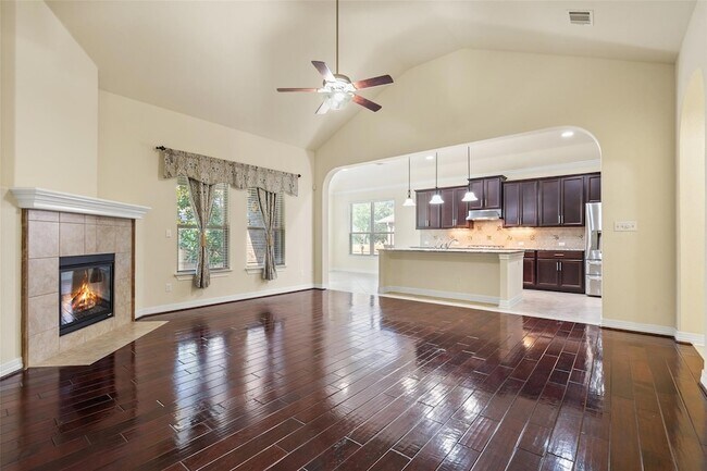 Building Photo - 8704 Old Corral Cove