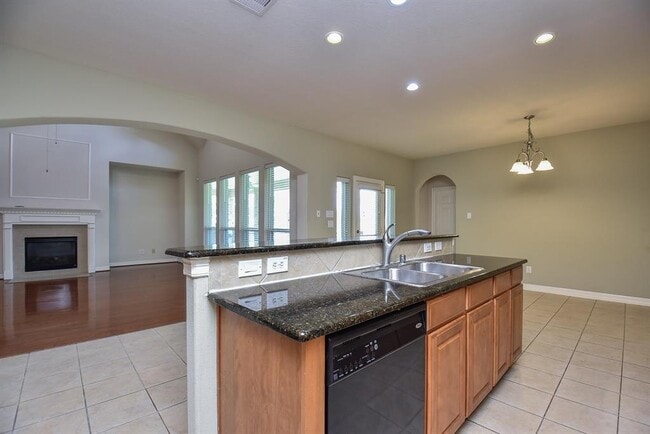 Building Photo - 2403 Galleon Point Ct