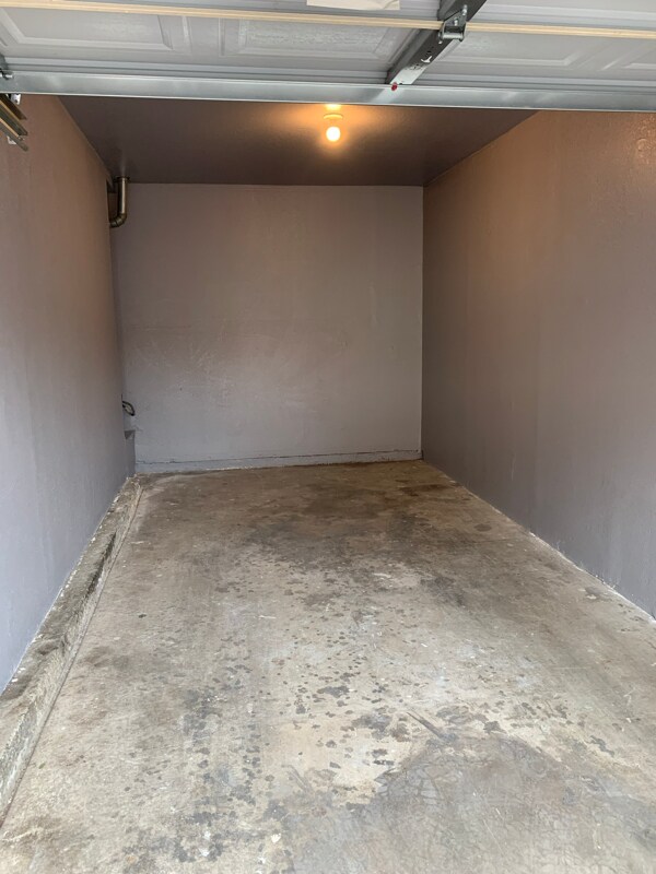 Building Photo - 1365 Crafton Ave
