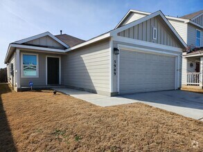 Building Photo - Dream Home in Seguin- 3 Bedroom / 2 Bath -...