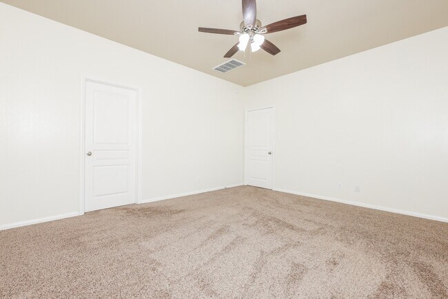 Building Photo - 8114 Malago Point Dr