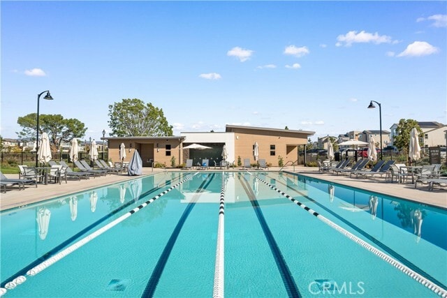 Building Photo - 121 Billings