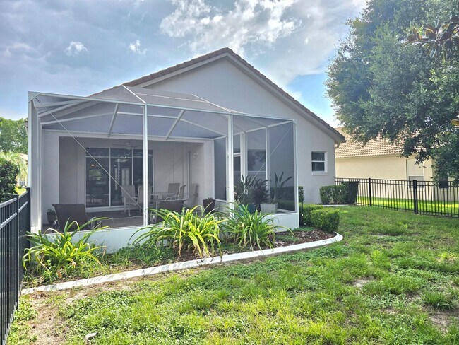Building Photo - Gorgeous 3/2/2 in Terra Vista!!!