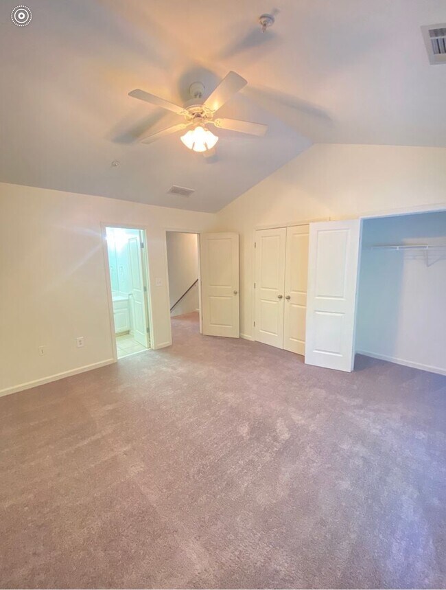 Building Photo - 1035 S Barnett Shoals Rd