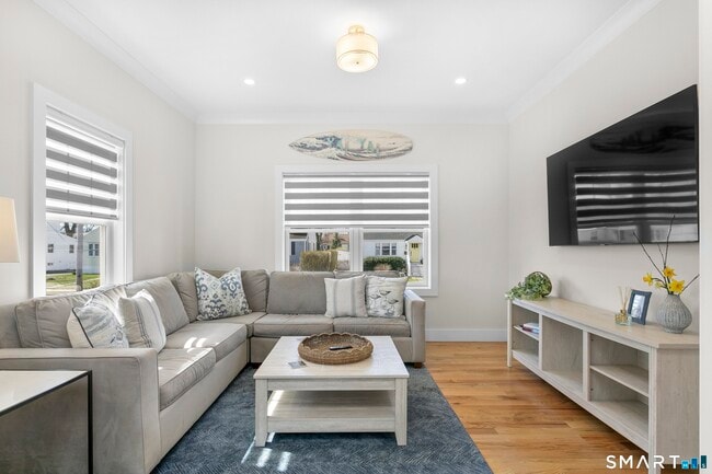 Building Photo - 12 Sandy Way