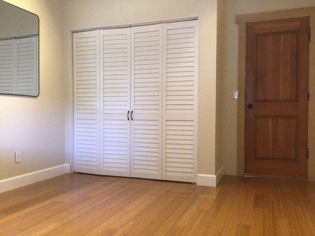 Building Photo - Modern Family Living in Prime El Cerrito L...