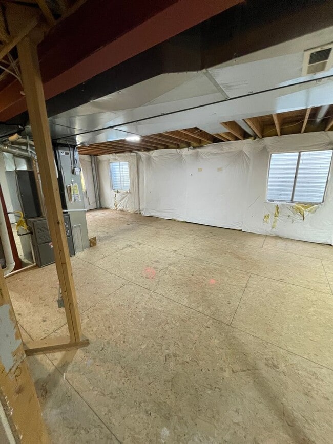 Building Photo - 2965 E 109th Ave