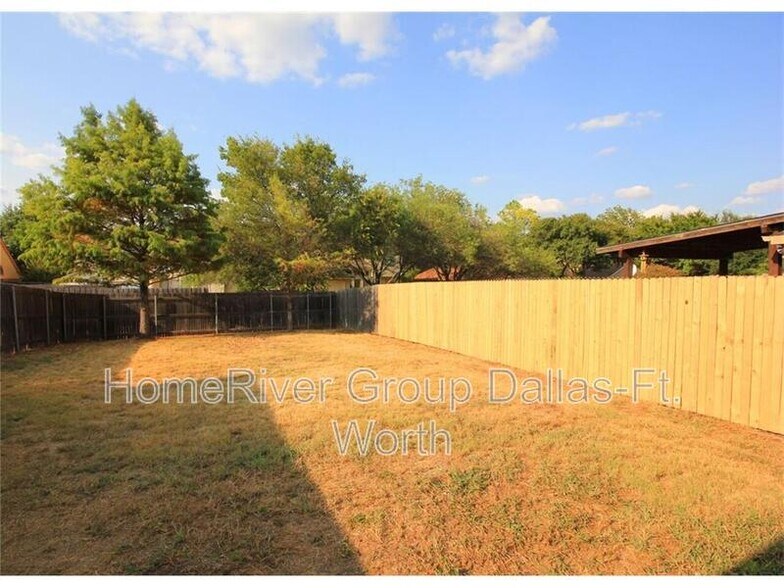 Building Photo - 442 Kimmel Dr