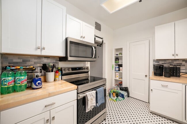 Building Photo - 1254 SW 9th Rd