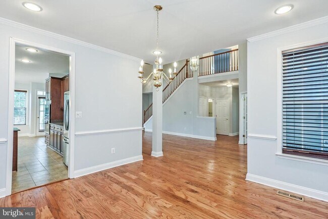Building Photo - 6916 Birkenhead Pl