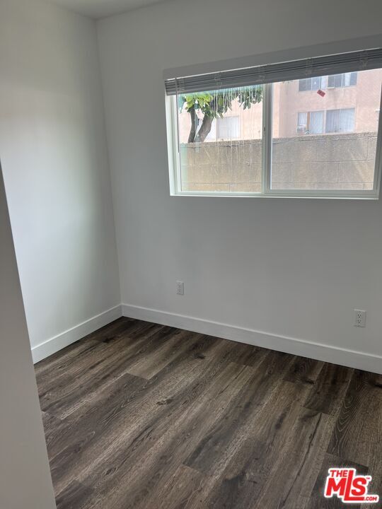 Building Photo - 228 E Avenue 42