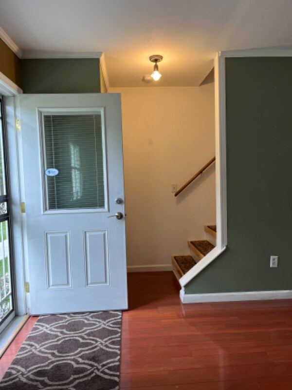 Building Photo - 1349 El Dorado Dr