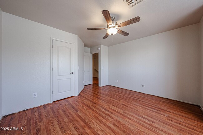 Building Photo - 2568 E Santa Rosa Dr
