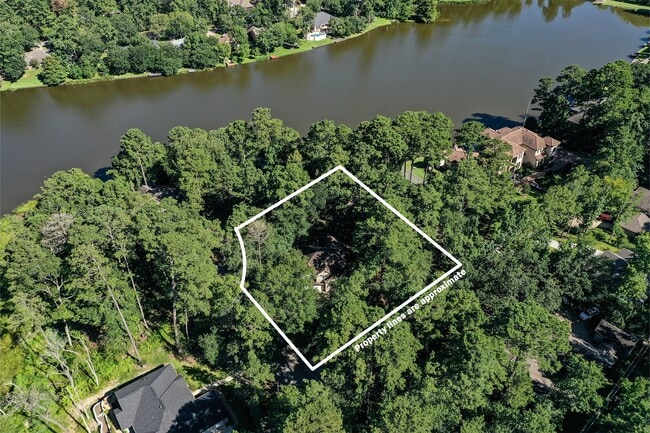 Building Photo - 1801 Camellia Ct