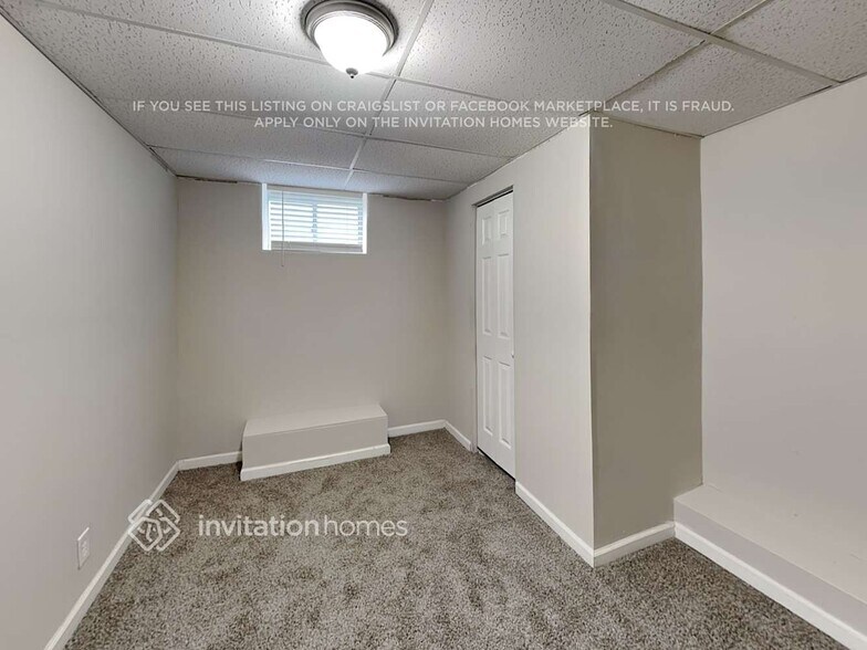 Building Photo - 2398 Lilla Cir SW