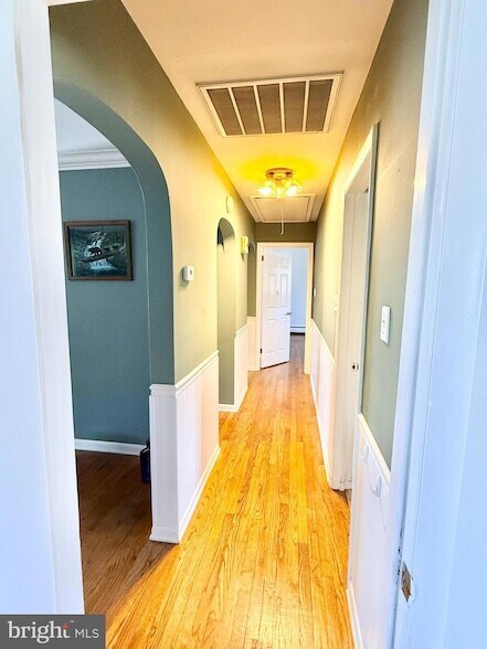 Building Photo - 2360 New Schuylkill Rd