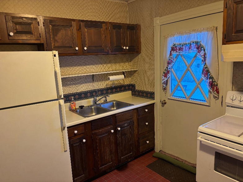 Building Photo - 46 Court St