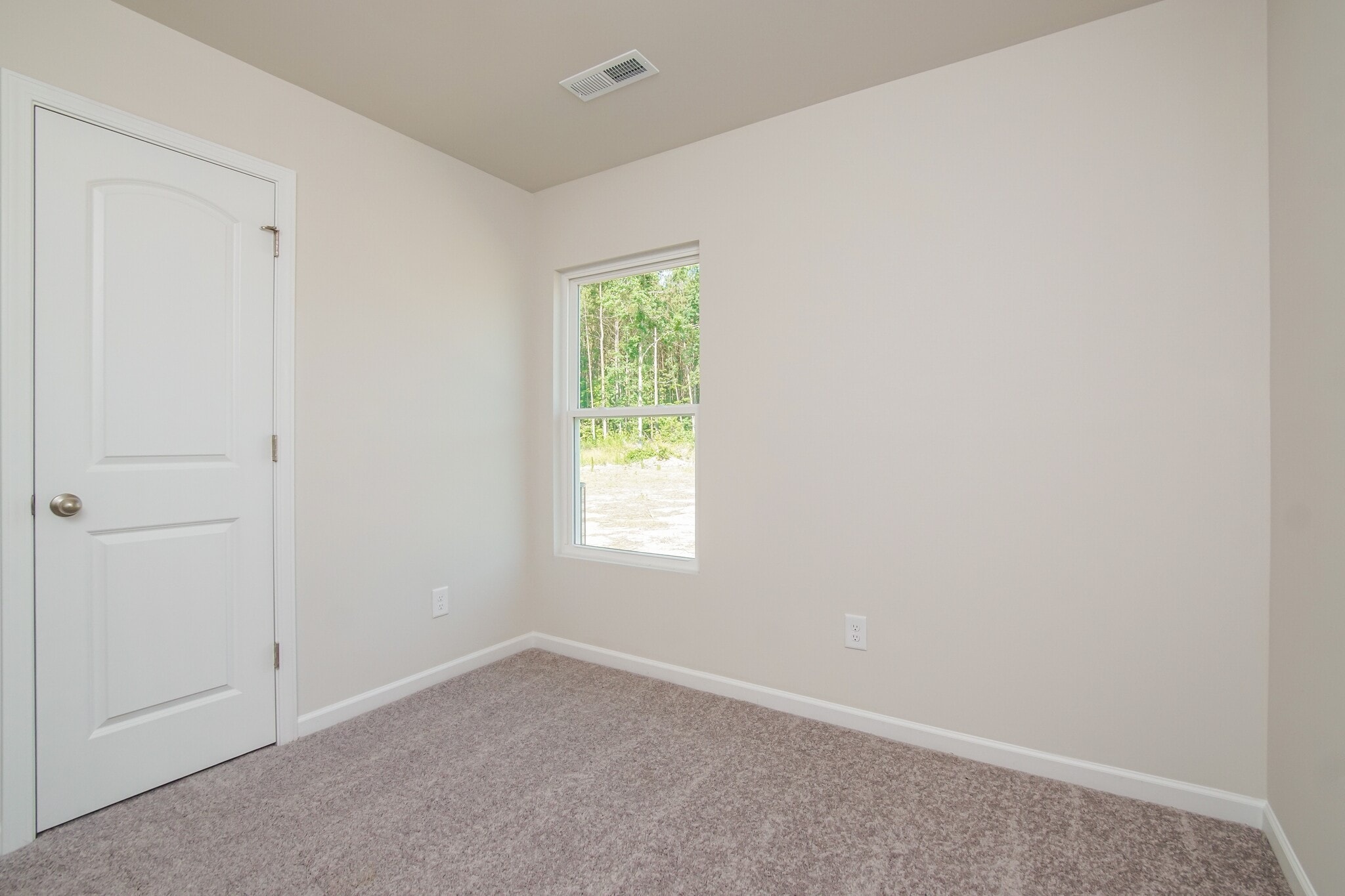 Building Photo - 1212 Hope Farm Dr