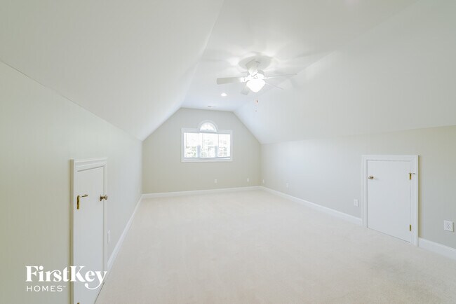 Building Photo - 2373 Topaz Ln