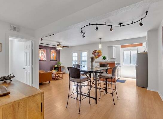 Building Photo - 4704 Sunset Trail