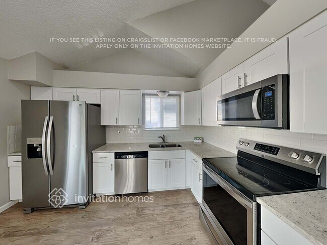 Building Photo - 1162 W 132nd Pl