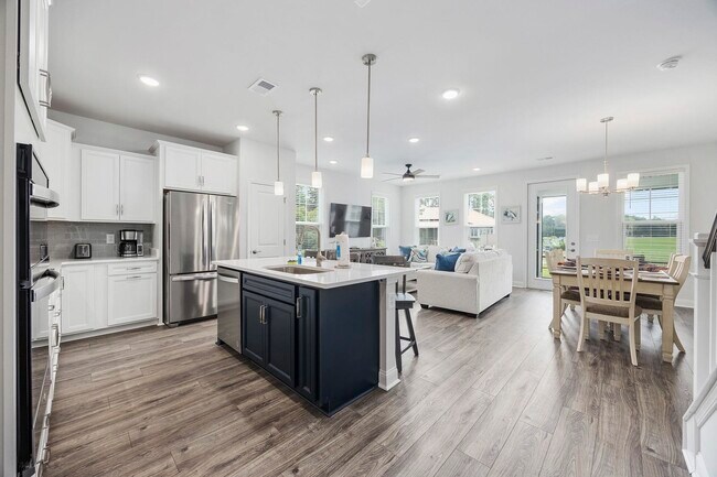 Building Photo - 5115 Double Eagle Wy