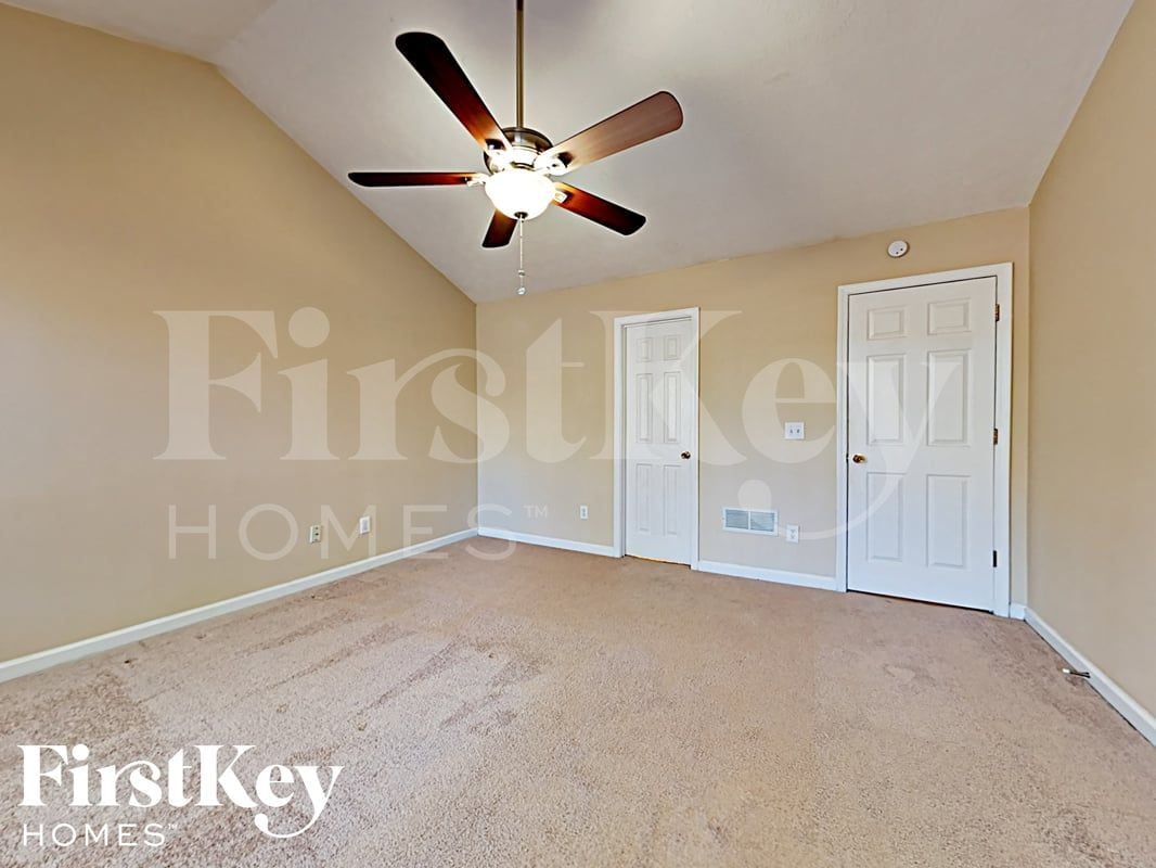 Building Photo - 85 Harvard Dr