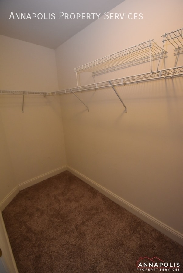 Building Photo - 1606 Stern Ct