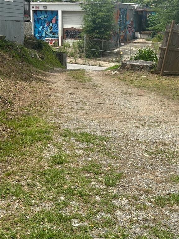 Building Photo - 757 Coleman St SW