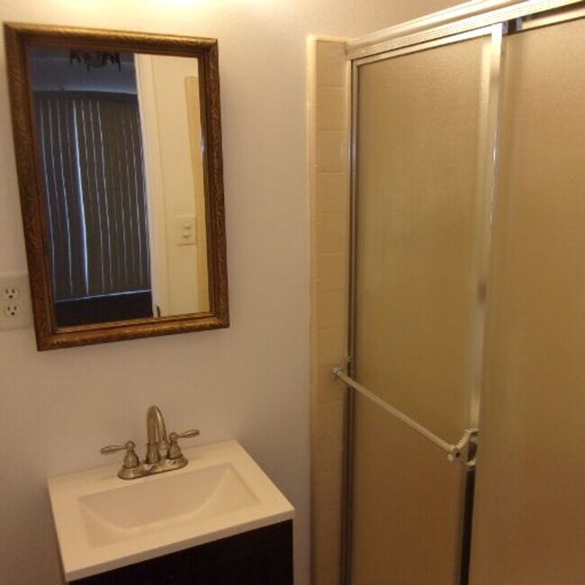 Building Photo - Spacious Private Home with Pool on Nearly Half an Acre