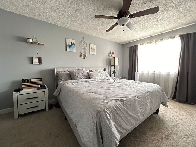 Building Photo - Introducing this fantastic townhome in the...