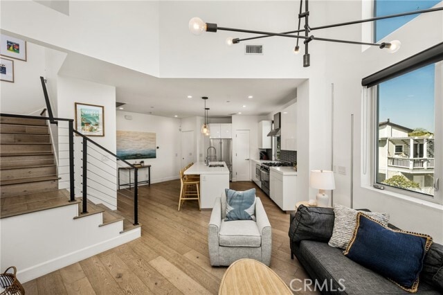 Building Photo - 4405 Channel Pl