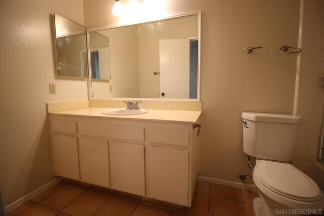 Building Photo - 6780 Friars Rd