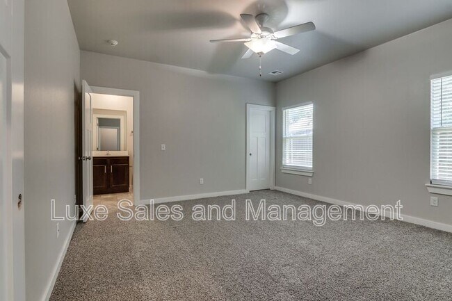Building Photo - 2188 Buena Vida Ln