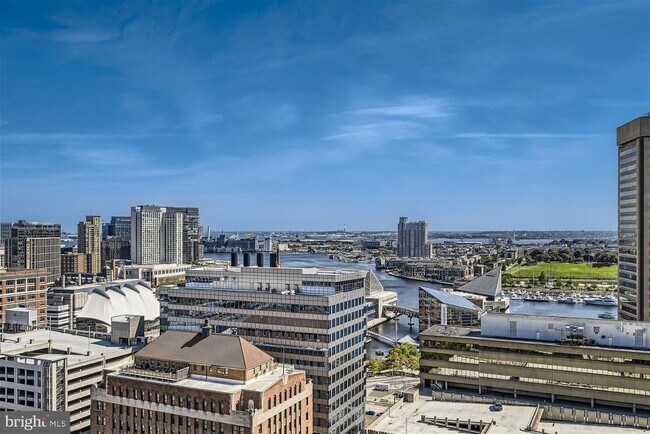 Building Photo - 414 Water St