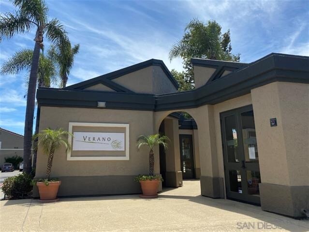 Building Photo - 7415 Charmant Dr