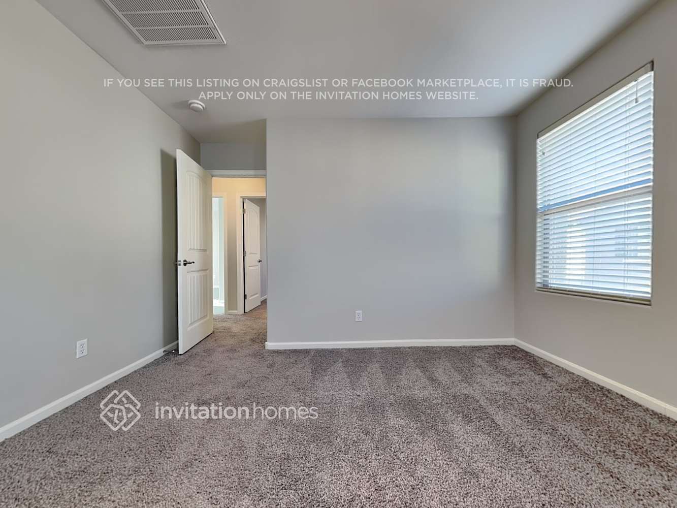 Building Photo - 1403 S Moccasin Trail