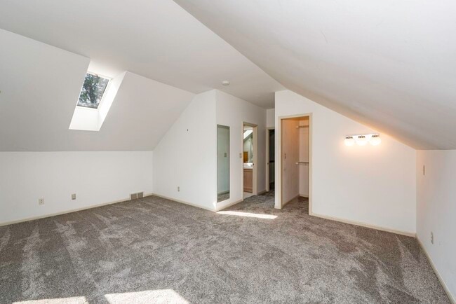 Building Photo - 1616 Morton Ave