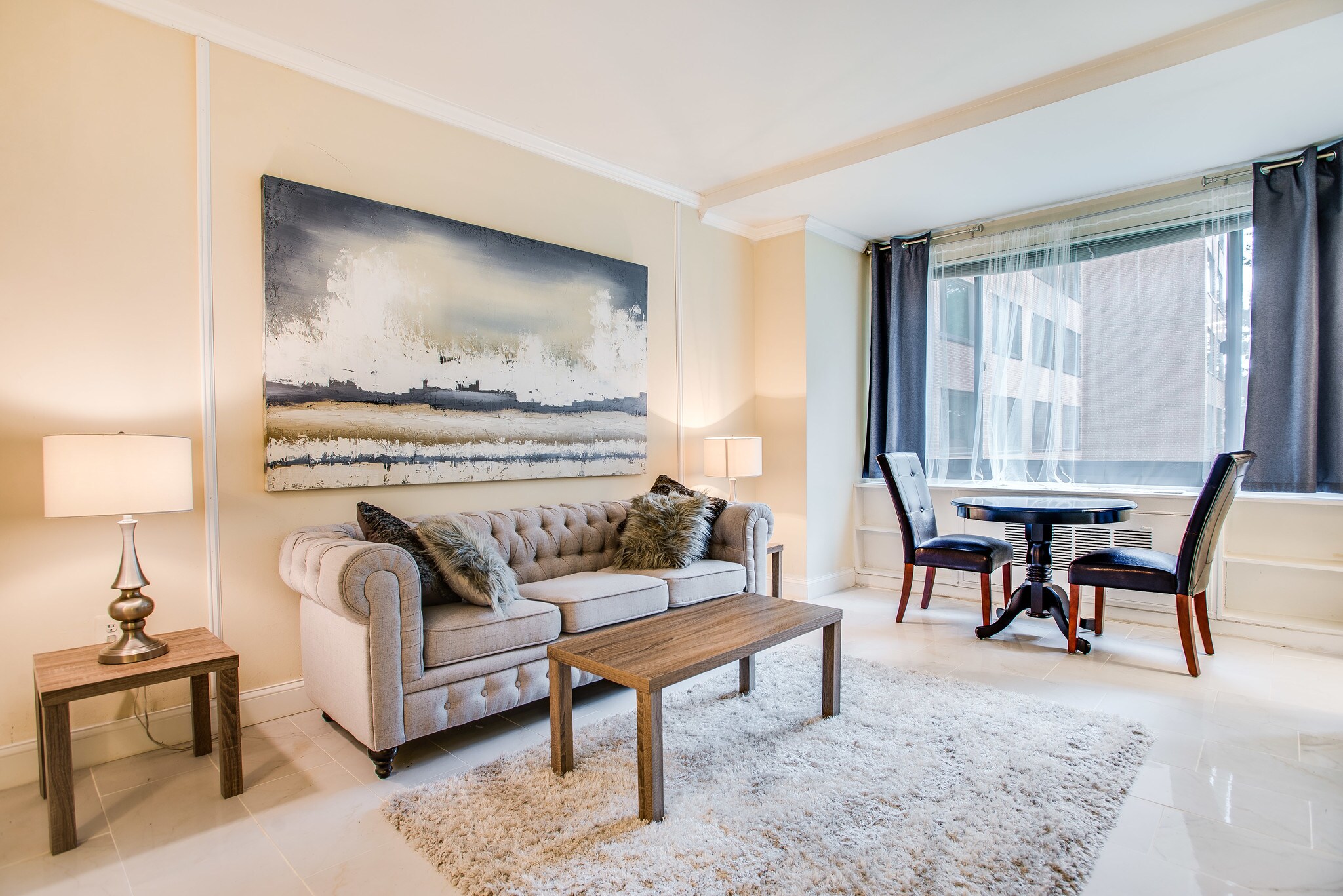 LIVING ROOM - 1021 Arlington Blvd