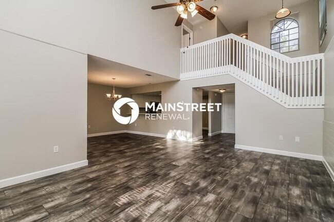 Building Photo - 3 Bedroom Pet-Friendly Home in APOPKA, FL with Main Street Renewal