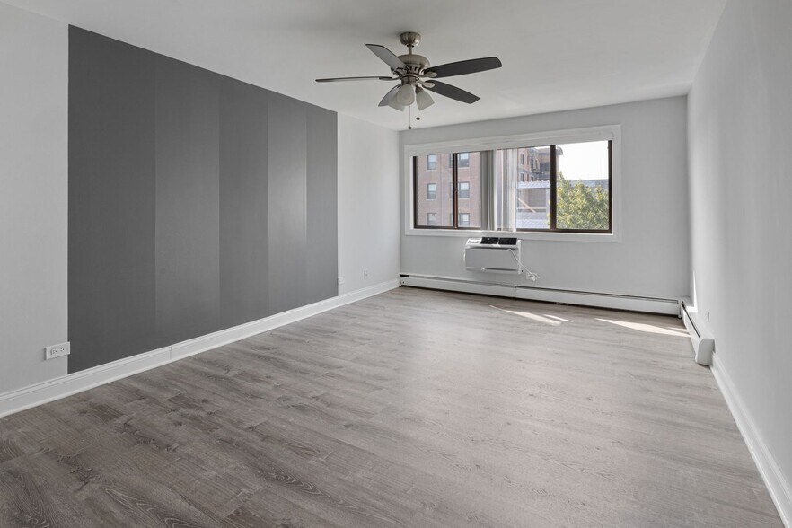 Building Photo - 6021 N Winthrop Ave