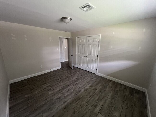 Building Photo - 10444 Browning Dr