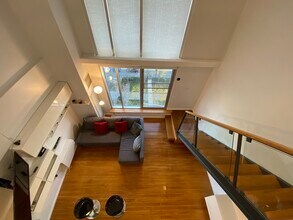 Building Photo - 1 Earhart St