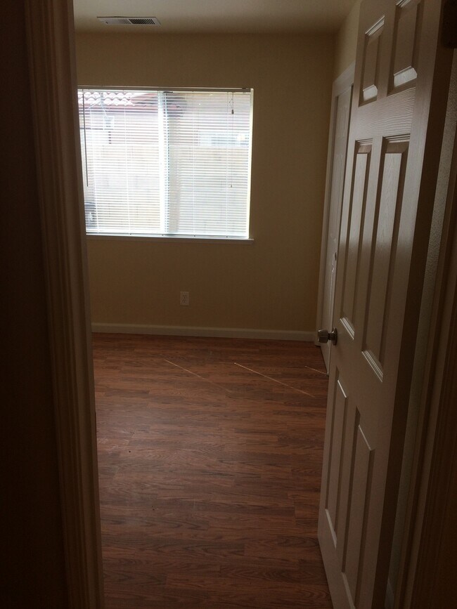 Building Photo - Madera Home for Rent