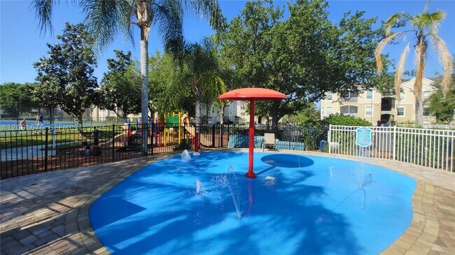 Building Photo - 8148 Sun Palm Dr