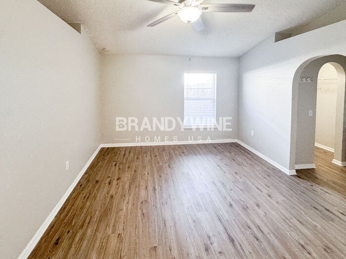 Building Photo - 355 Placid Lake Dr