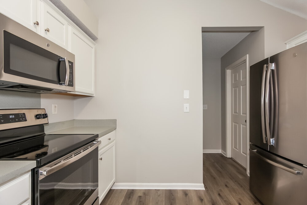 Building Photo - 5832 Mahogany Pl SW