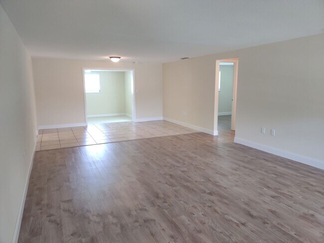 Building Photo - 2551 Yucca Rd