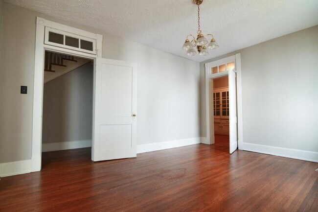Building Photo - 1513 Rivermont Ave